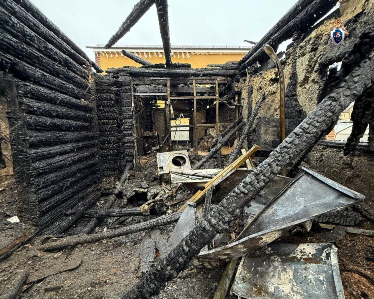 В результате пожара из-за неисправной проводки в Ярославле погибли два человека