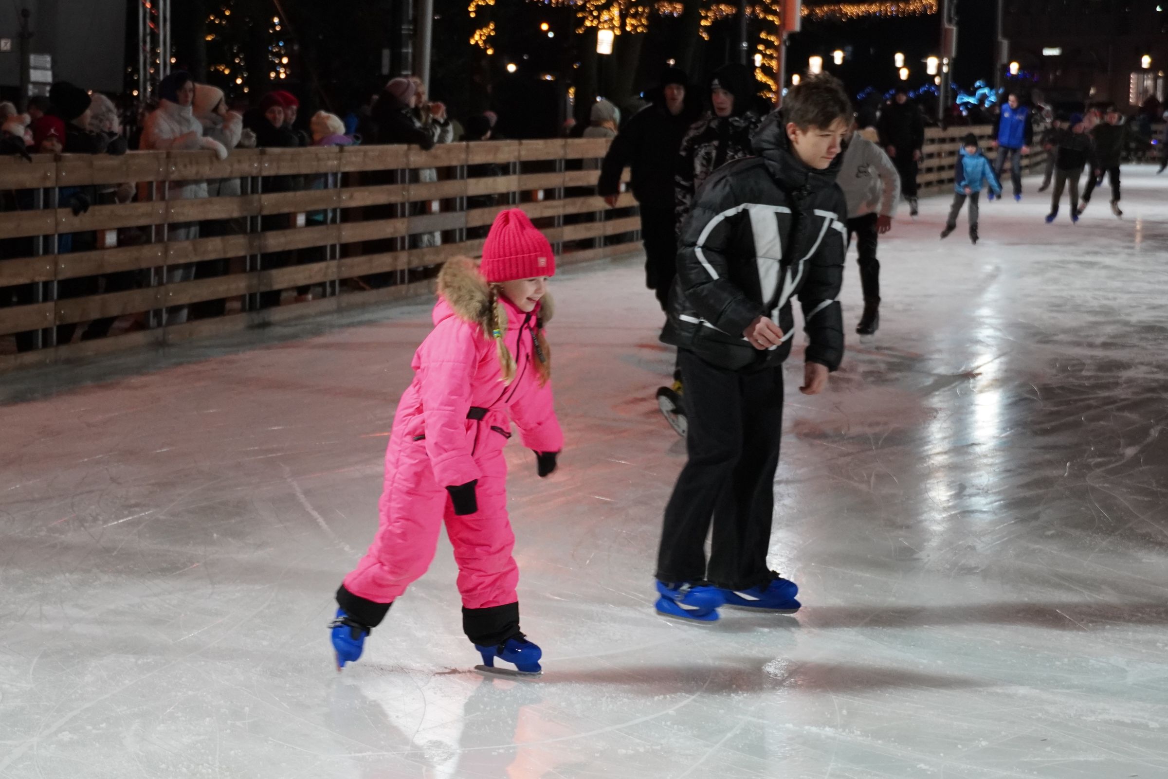 ​Ледовые катки в выходные открывают в округах Ярославской области