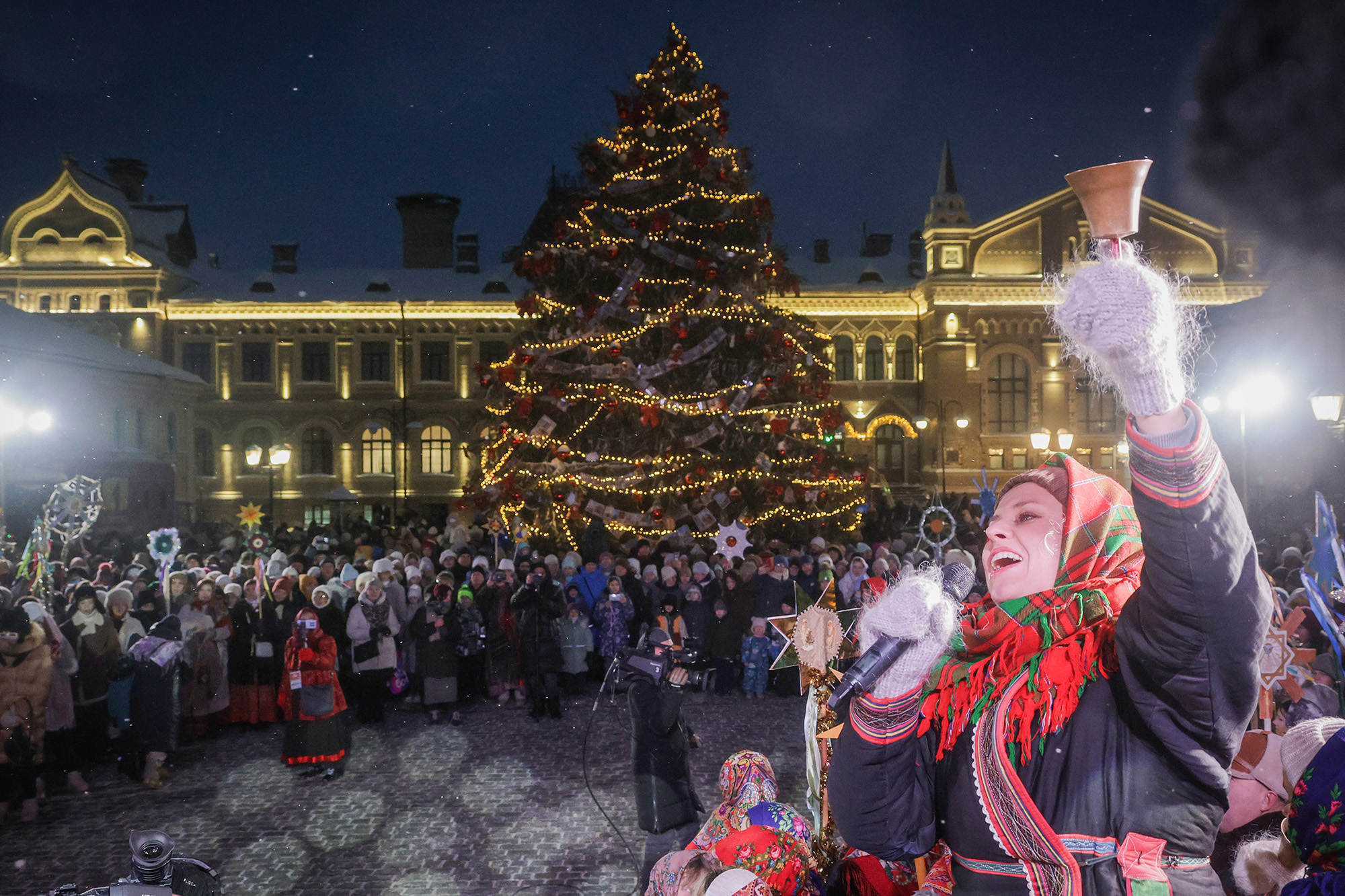 Театрализованные рождественские гуляния проходят в Рыбинске