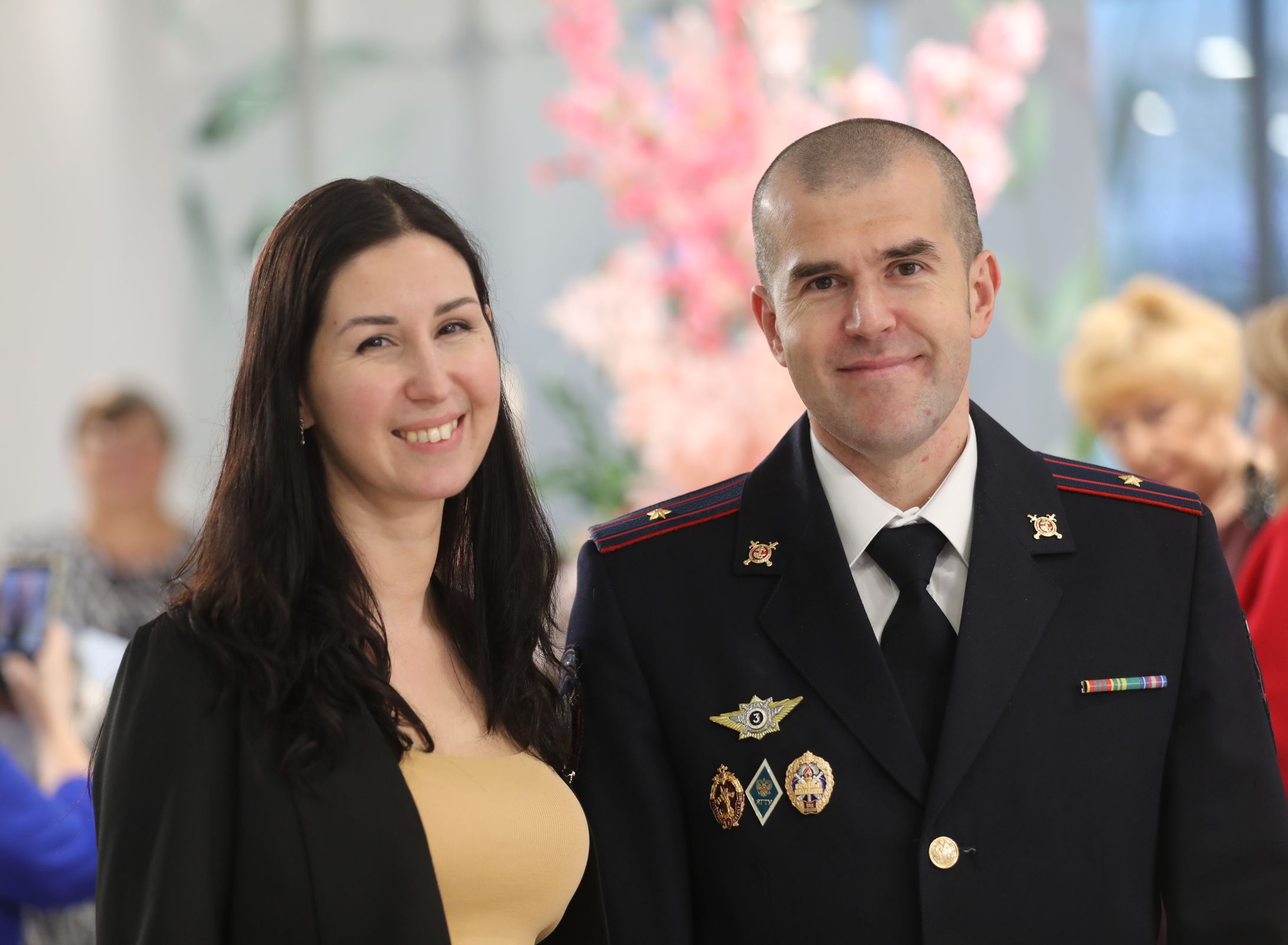 Семья ярославского полицейского удостоена медали «За верность родительскому долгу»