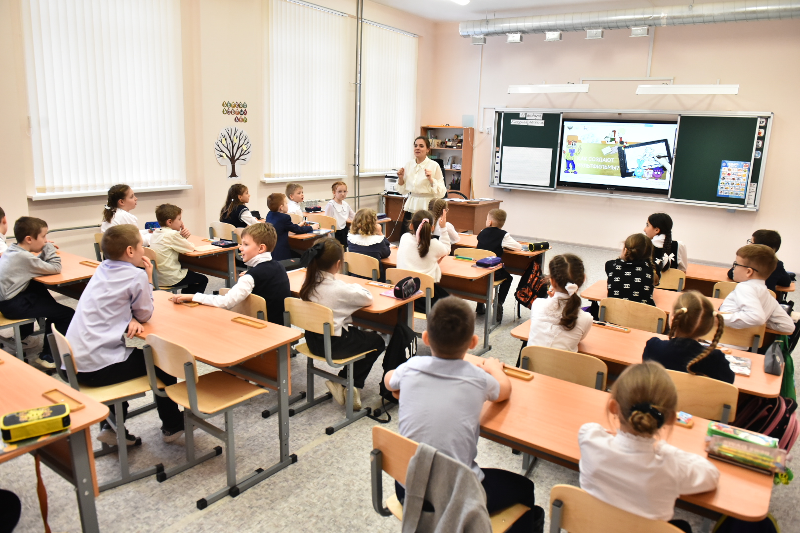 В Ярославле открыли ​новую школу на Московском проспекте