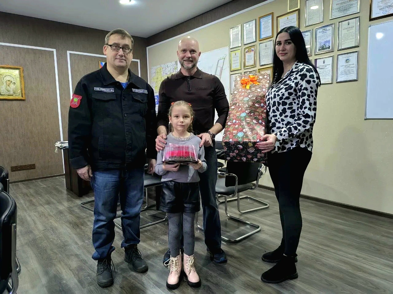 ​Шестилетняя Мария из Акимовского округа получила подарок от Михаила Евраева