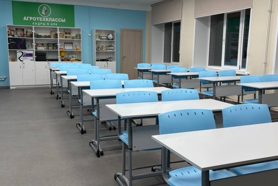 В Ярославской области центр образования №1 в Пошехонье принял учеников после капремонта