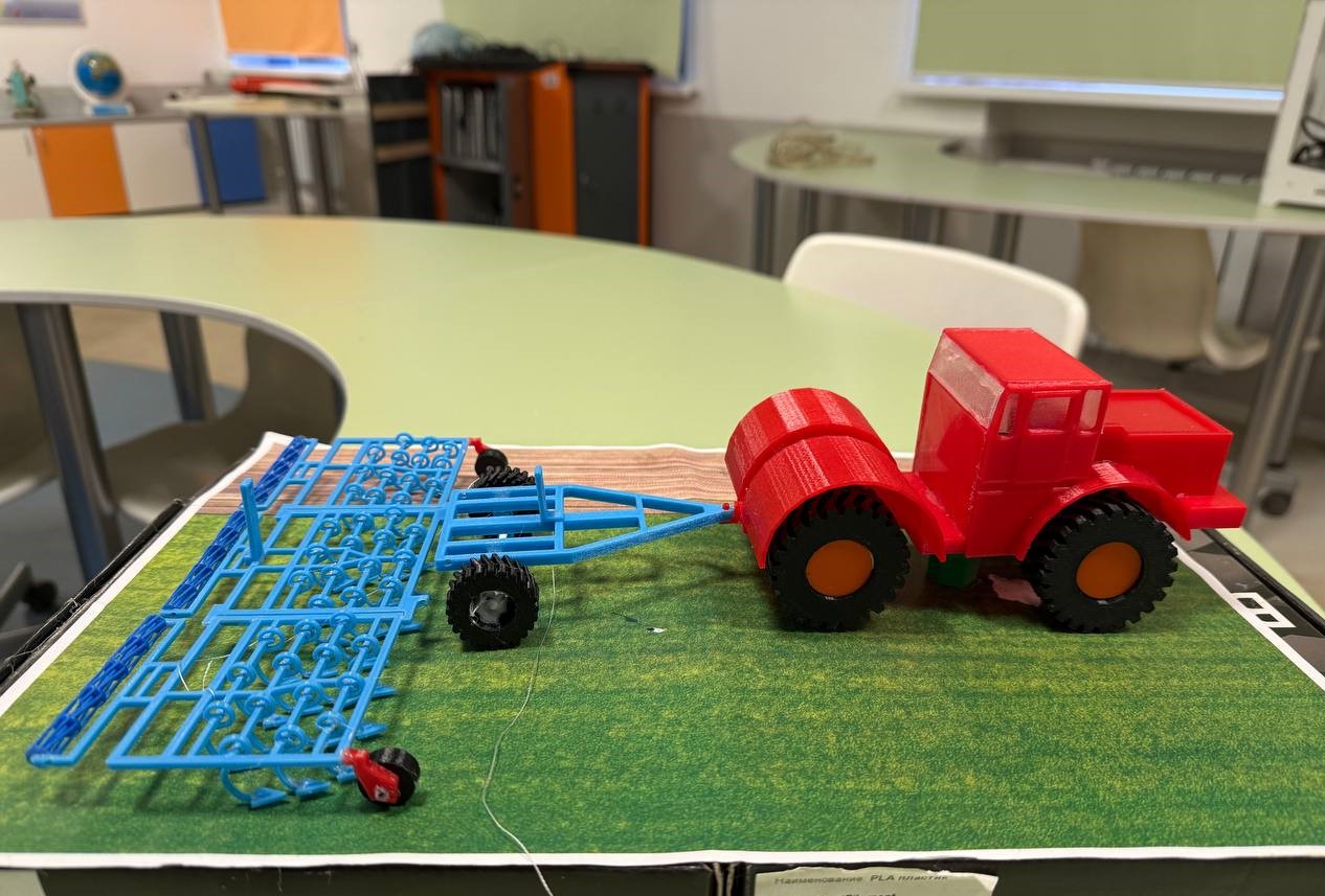 SOS-комплекс для грибников, умное освещение и акваробот: юные ярославцы представили свои проекты и разработки