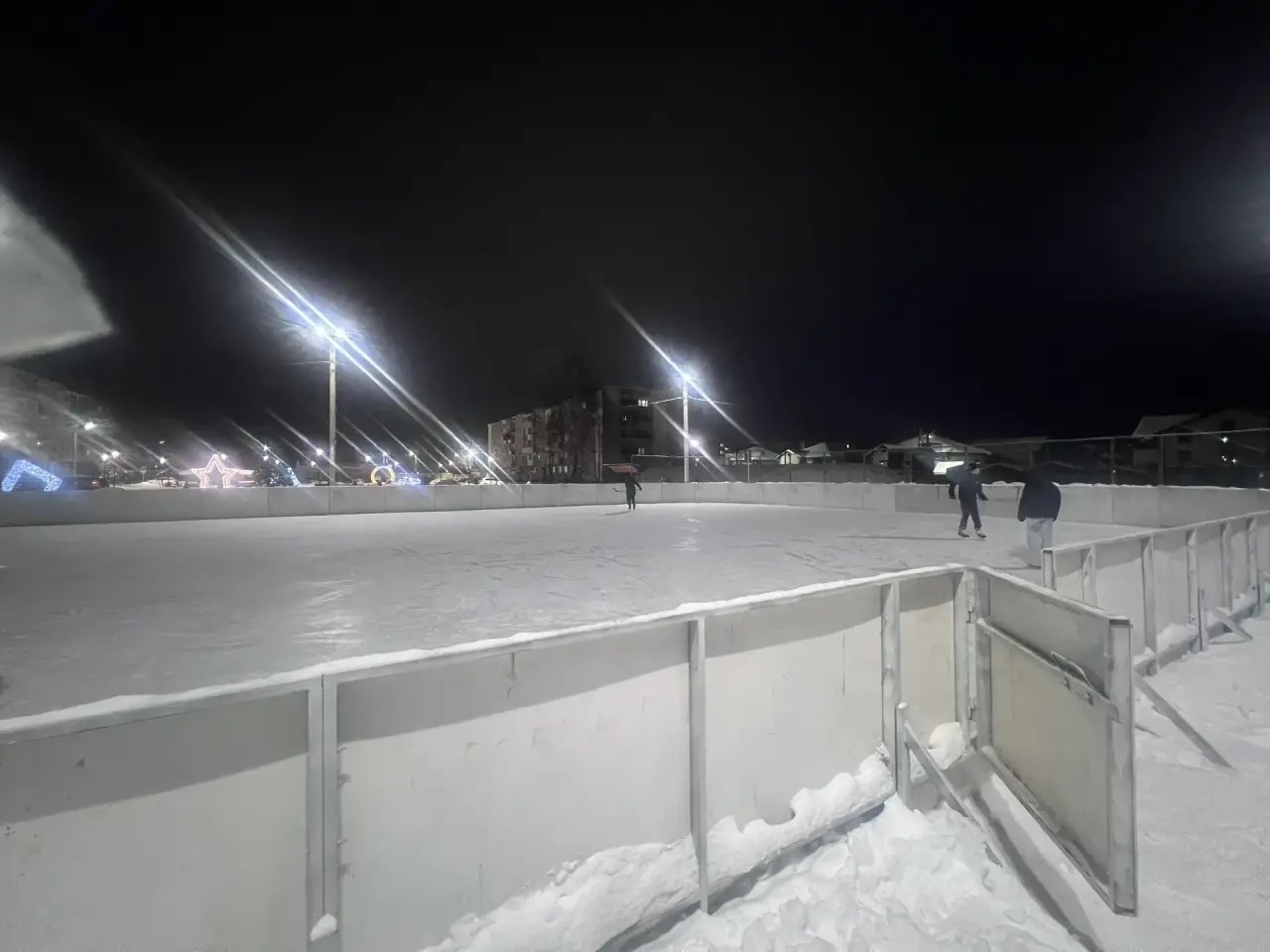 В Ростовском округе открыли шесть бесплатных катков