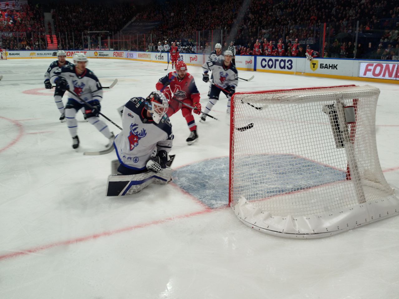 «Локомотив» в третий раз в сезоне проиграл нижегородскому «Торпедо»