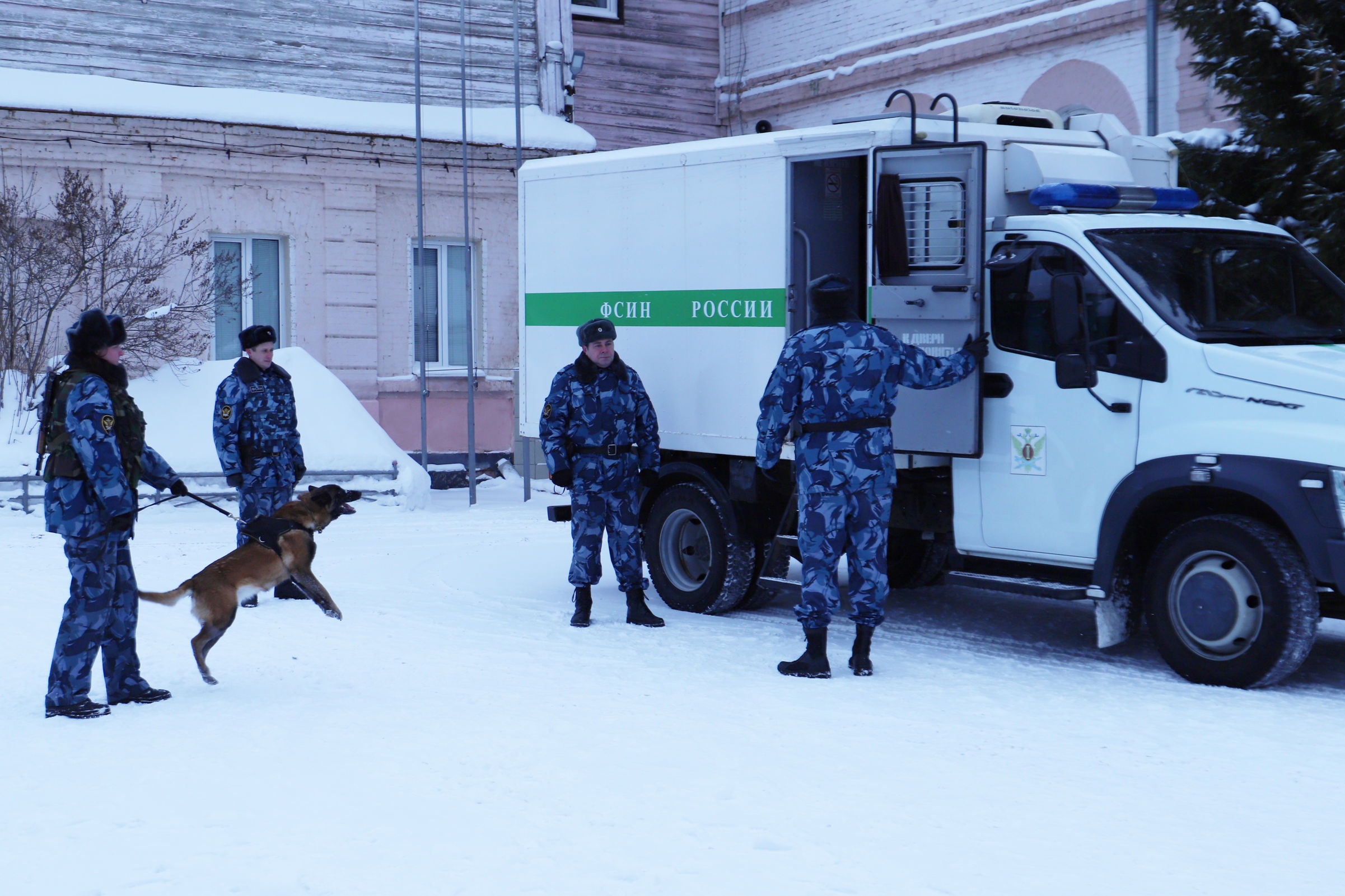 Ярославские конвоиры УФСИН с момента создания подразделения перевезли почти 991 тысячу осужденных