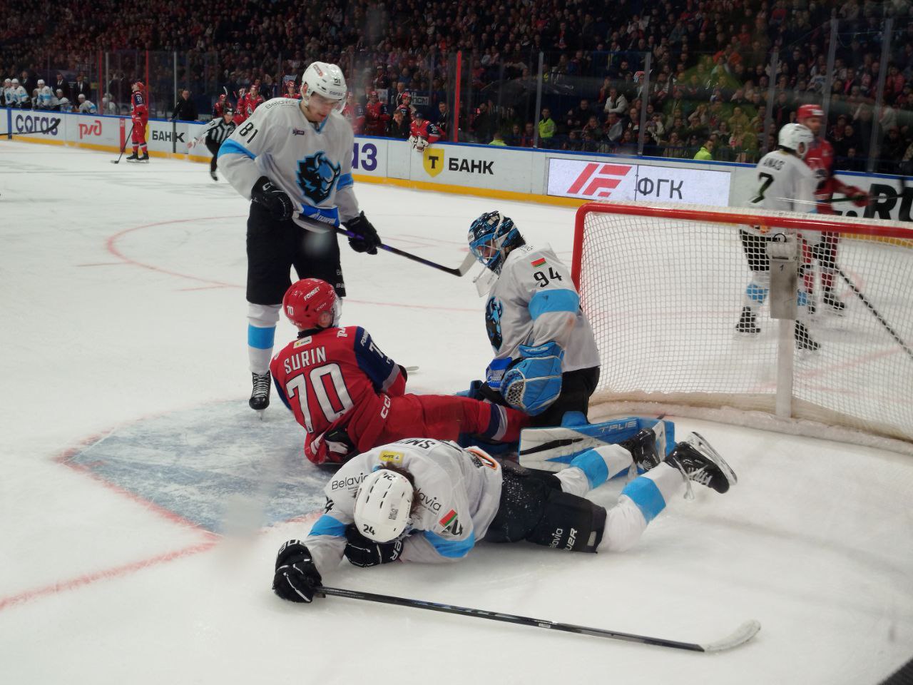 «Локомотив» на последней минуте вырвал победу у минского «Динамо»