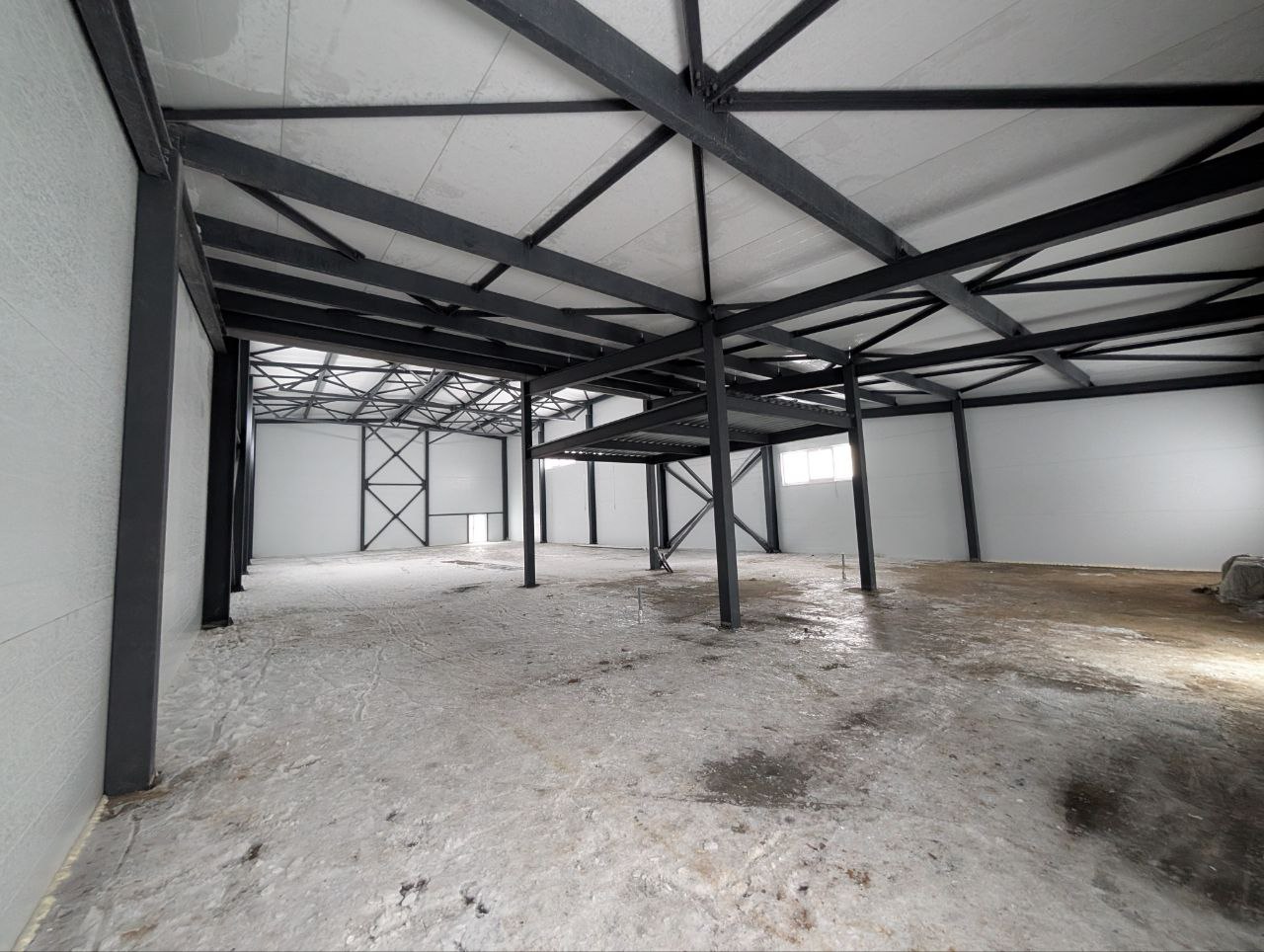 Завершены основные работы по строительству нового спортзала в Улейме Ярославской области