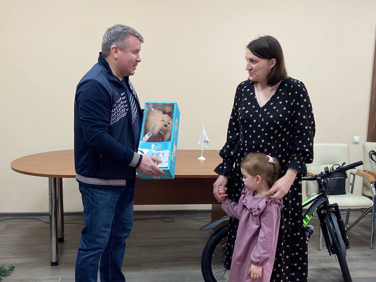 ​Исполнены новогодние мечты детей участников СВО из Ярославской области