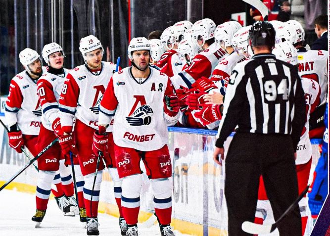 «Локомотив» в Санкт-Петербурге обырал СКА