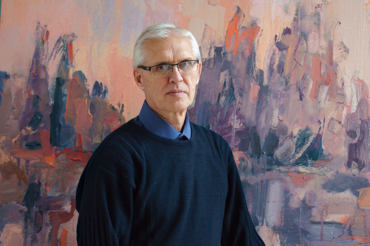 Президент России присвоил ярославскому художнику почетное звание