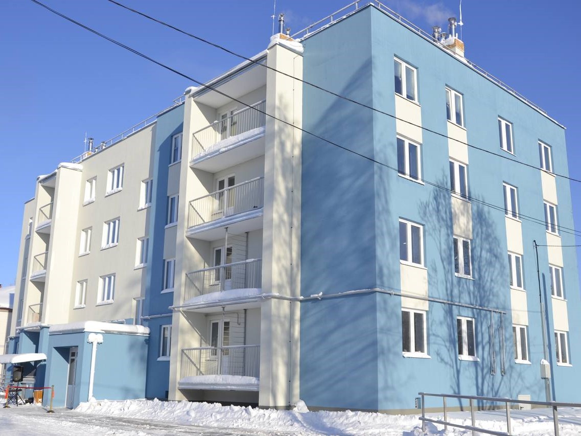 ​Жители аварийных домов Рыбинского округа получили ключи от новых квартир