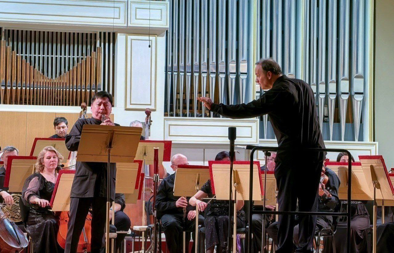 В Ярославской филармонии прошел гала-концерт «Мост искусств. Россия – Китай»