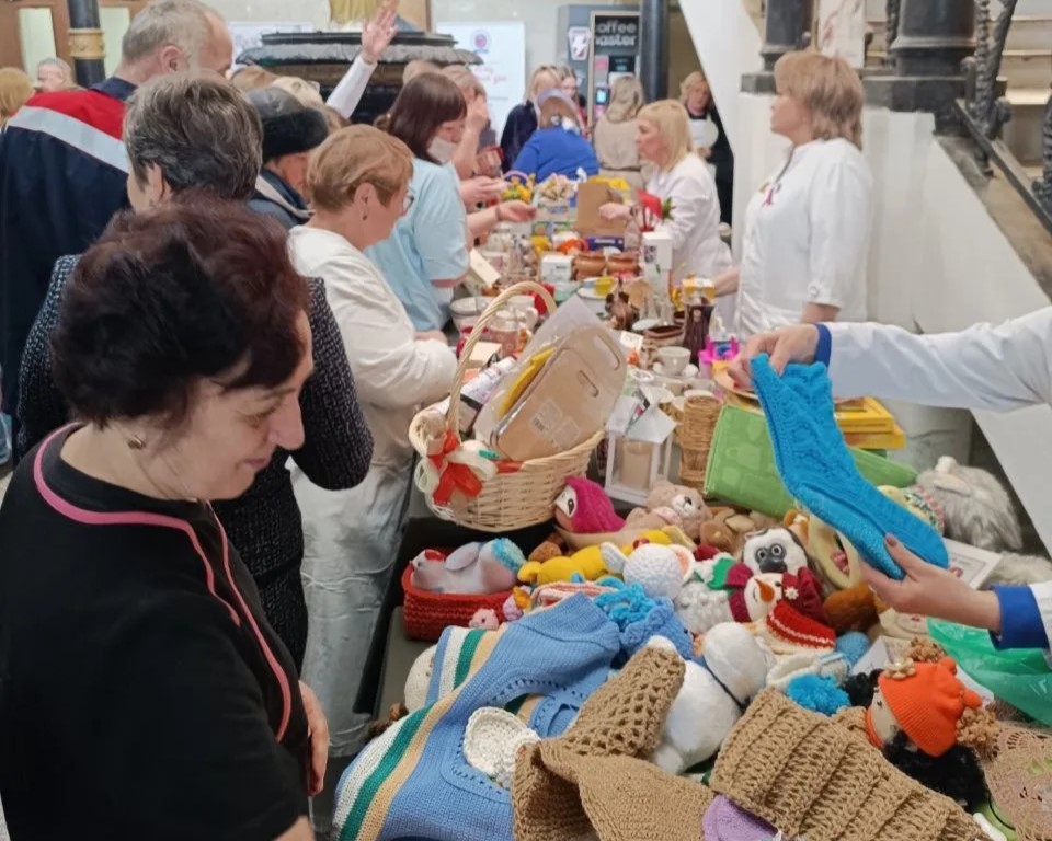 Сотни медиков ​Ярославской области приняли участие в благотворительной акции «Месяц добрых дел»