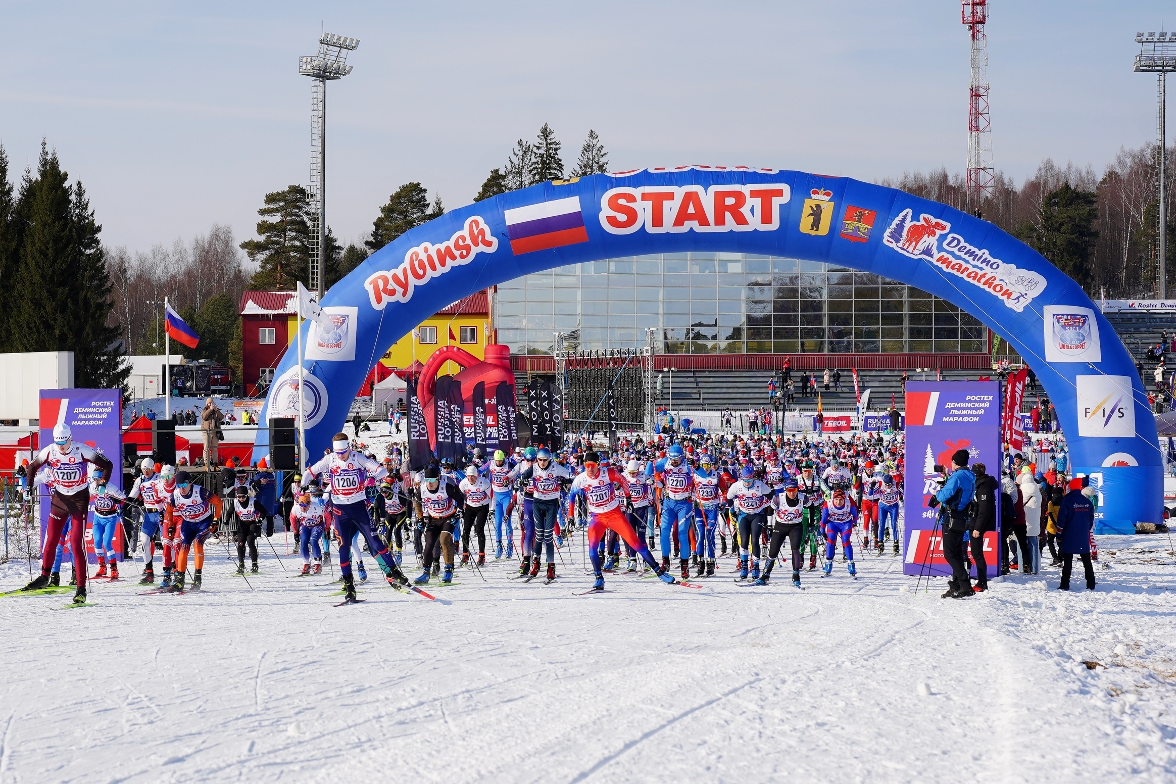 ​Более 4300 человек из пяти стран уже зарегистрировались на участие в Деминском лыжном марафоне