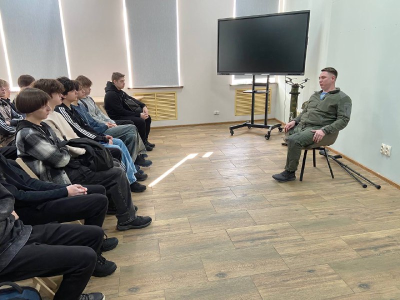 ​Более 4 тысяч жителей Ярославской области стали участниками уроков мужества в 2025 году