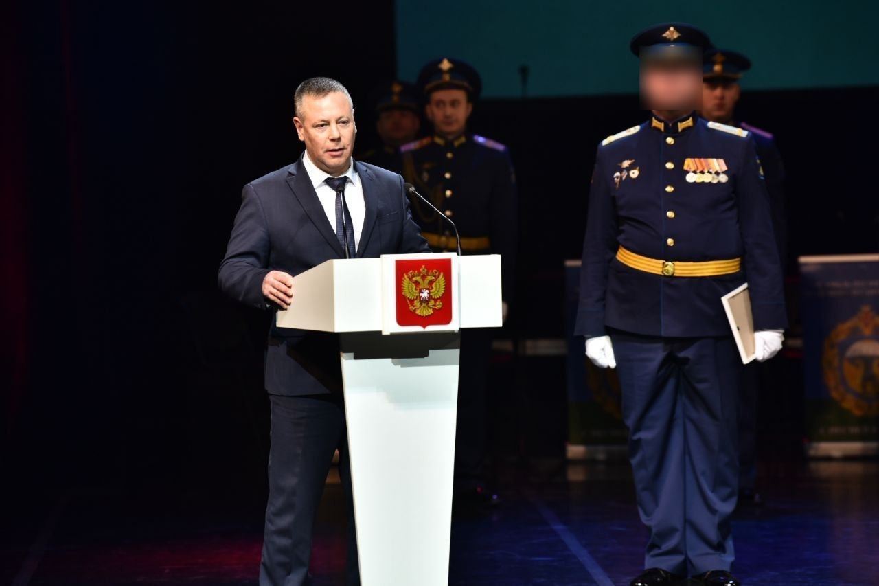 Церемония присвоения наименования «гвардейский» 299-му полку прошла в Ярославле