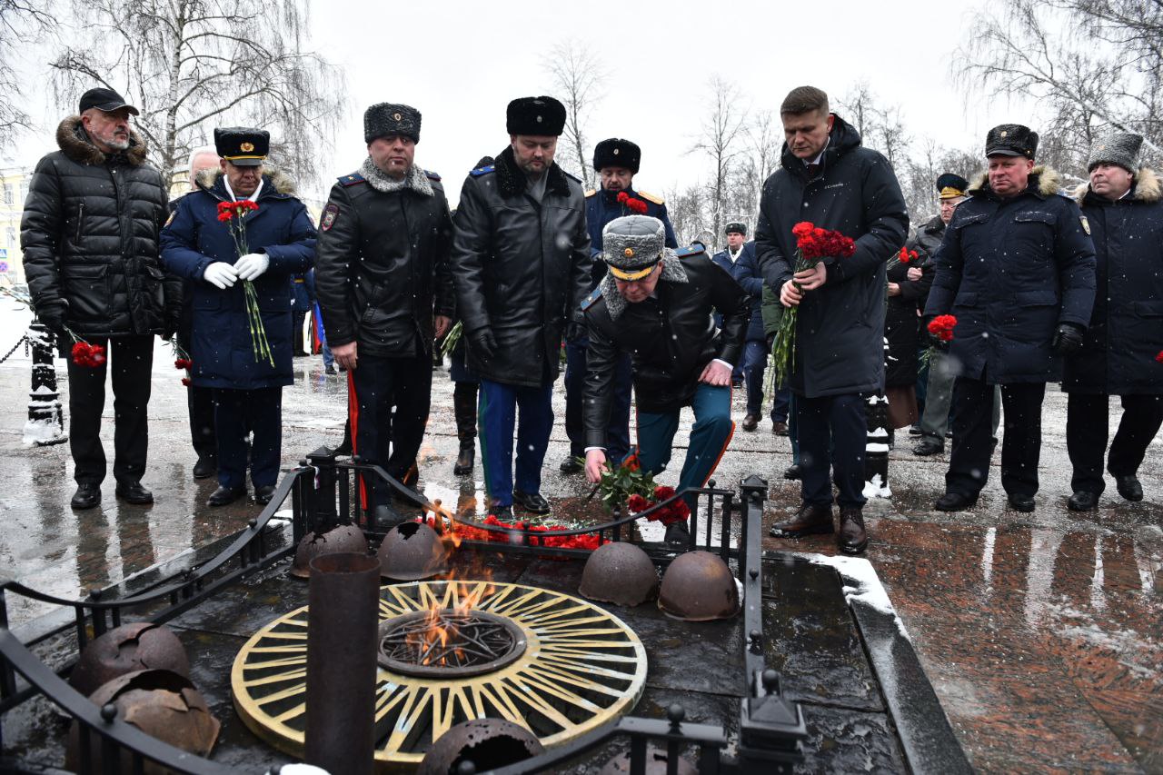 Церемония присвоения наименования «гвардейский» 299-му полку прошла в Ярославле