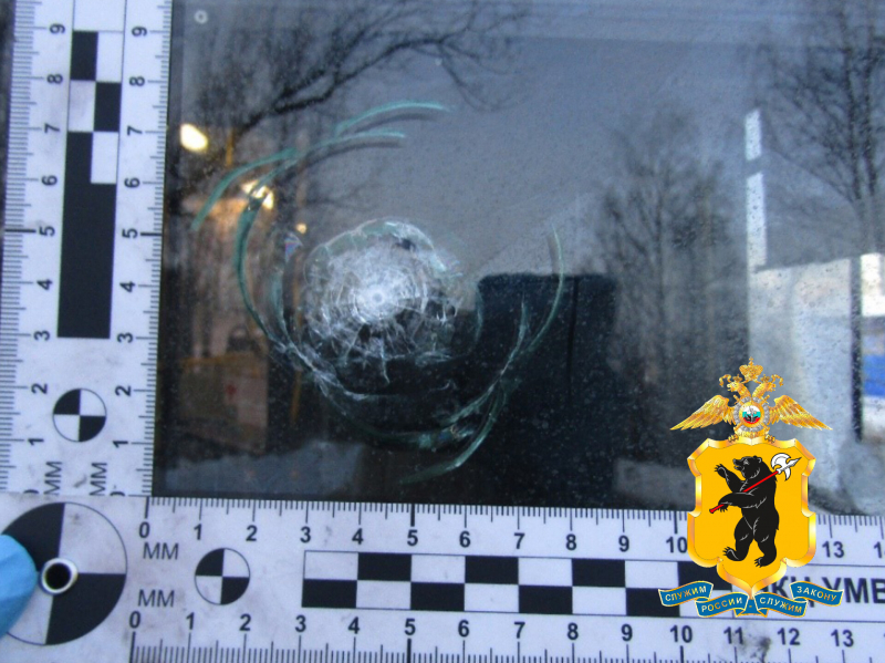 Житель Ярославля расстрелял автобус после отказа водителя остановиться в неположенном месте