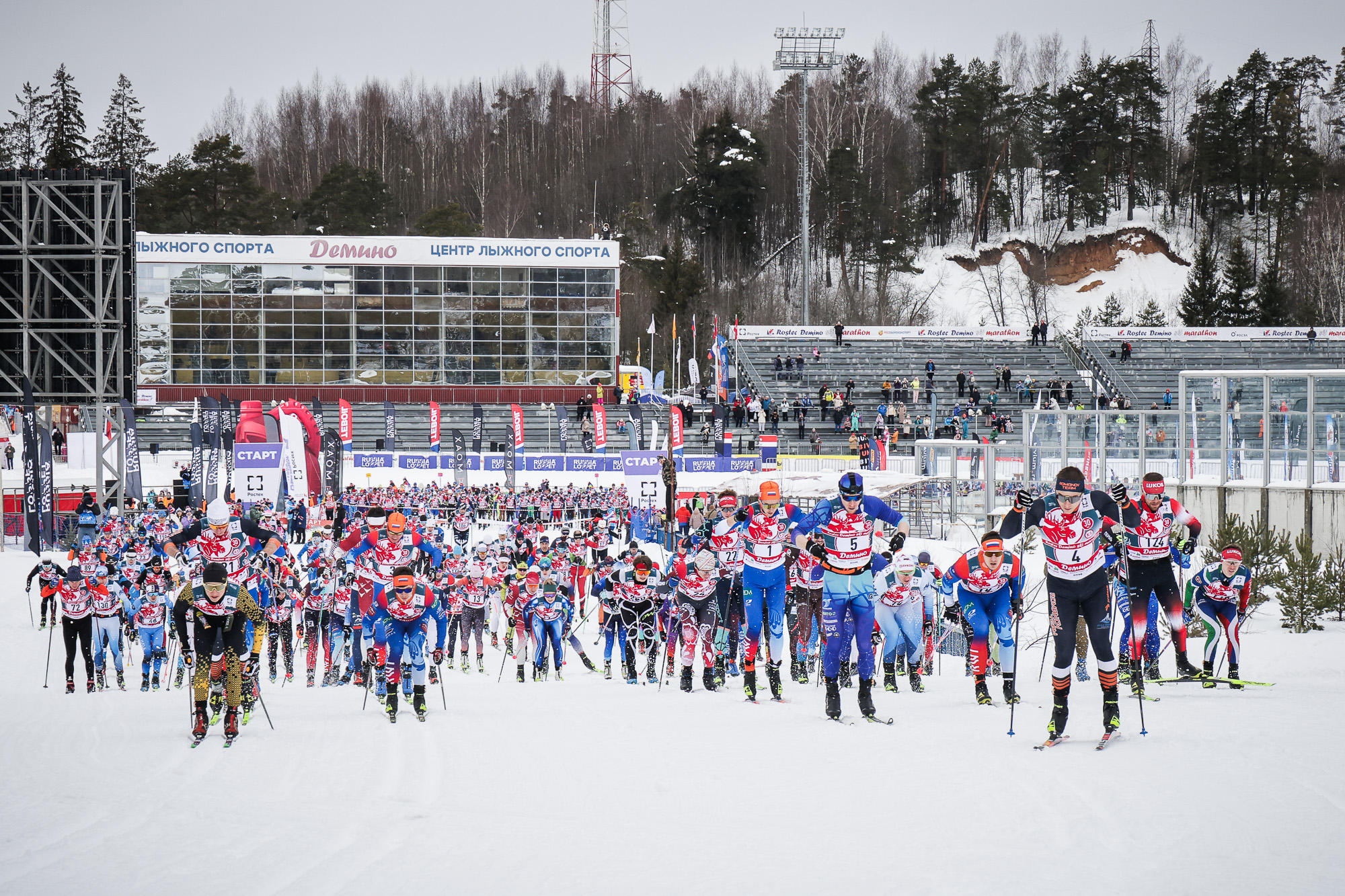 Около 20 тысяч участников и гостей собрал XIX Деминский лыжный марафон