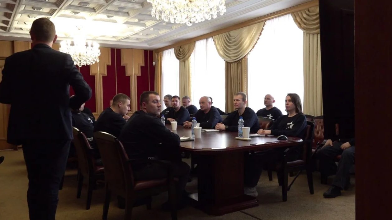 Ярославский министр социально-экономического развития ответил на вопросы участников программы «Герои Ярославии»