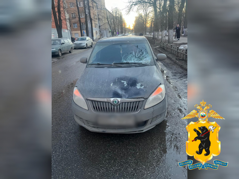 В результате ДТП в Ярославле пострадал попавший под колеса «Шкоды» пешеход