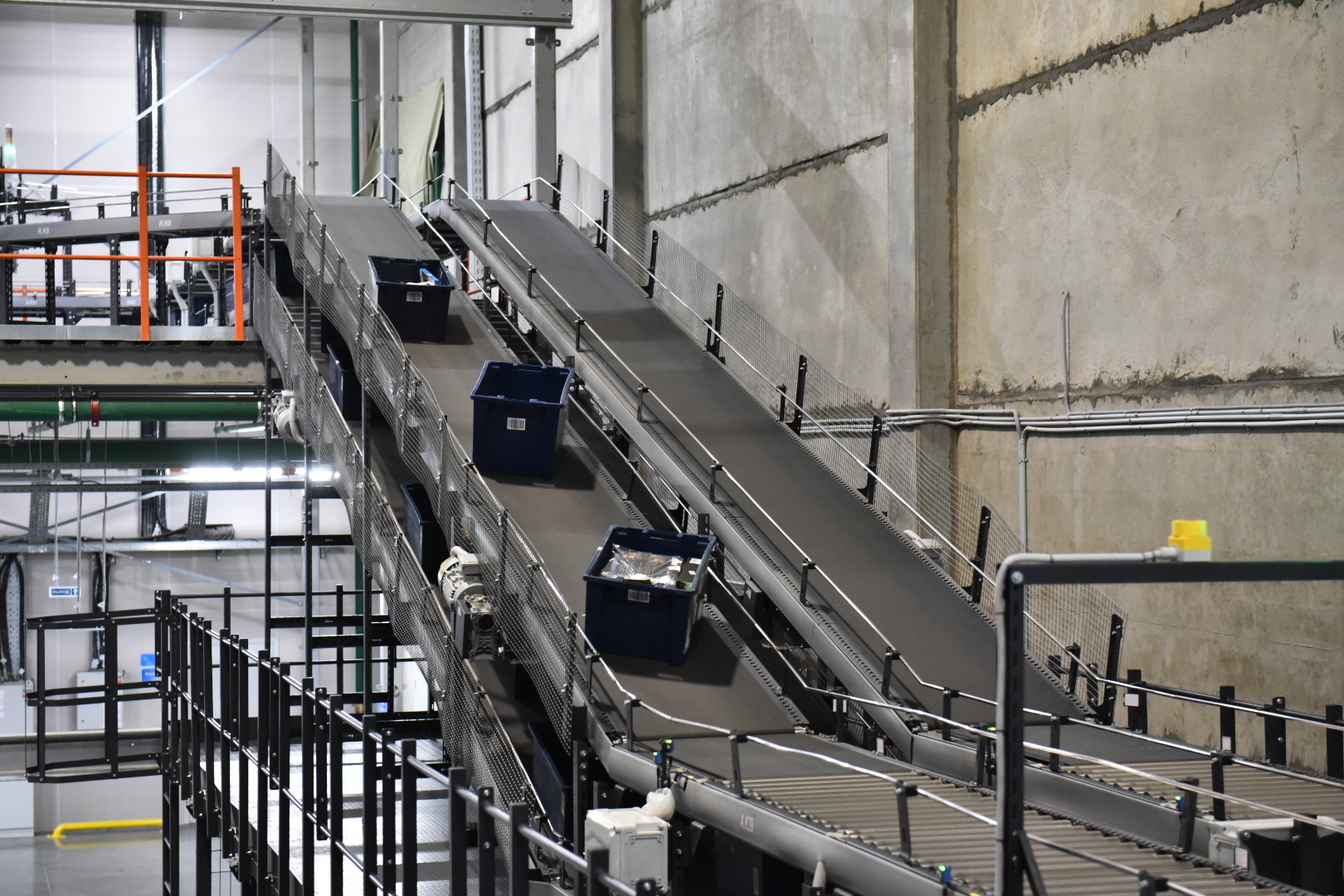 ​Михаил Евраев принял участие в запуске финальных очередей логистического комплекса маркетплейса