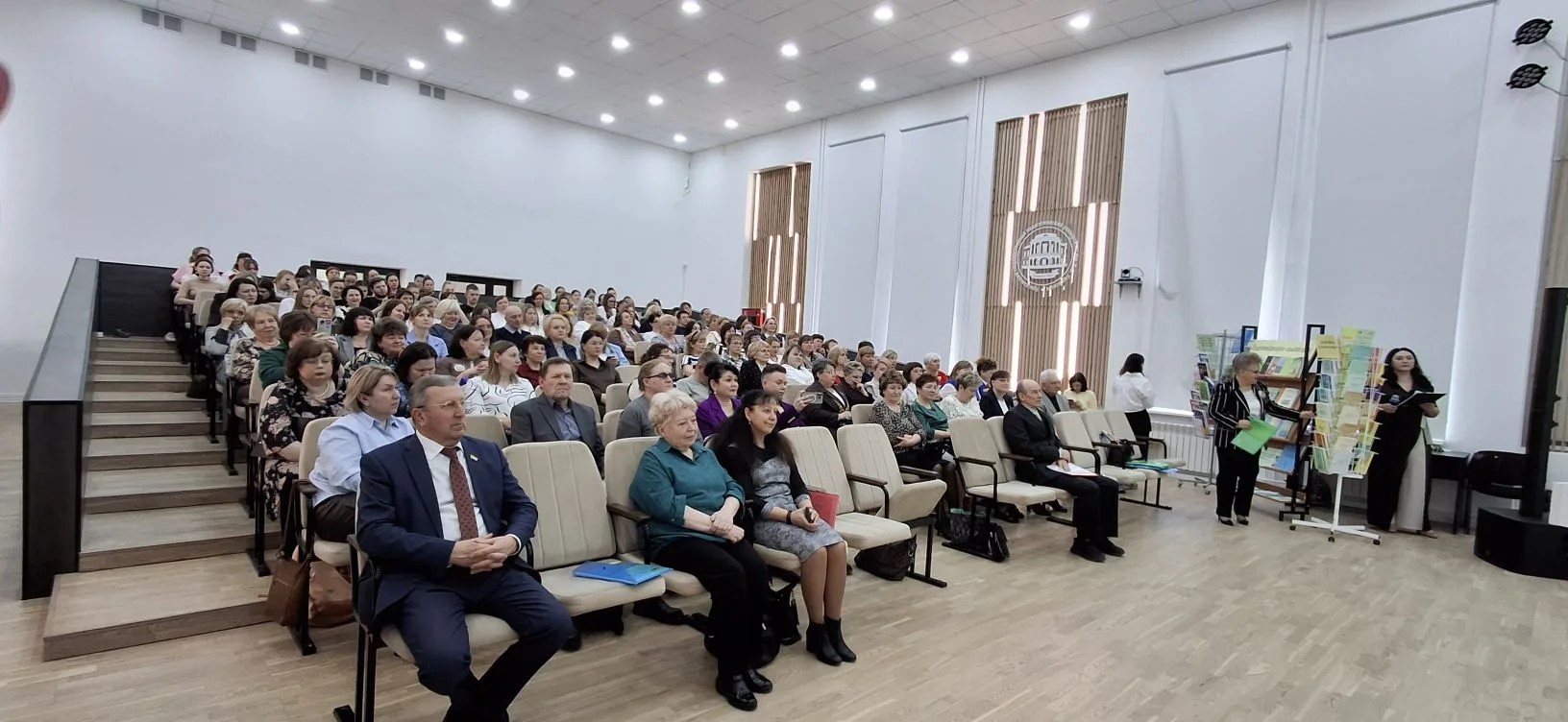 ​Представители разных стран участвуют в ярославской конференции по вопросам развития образования на селе