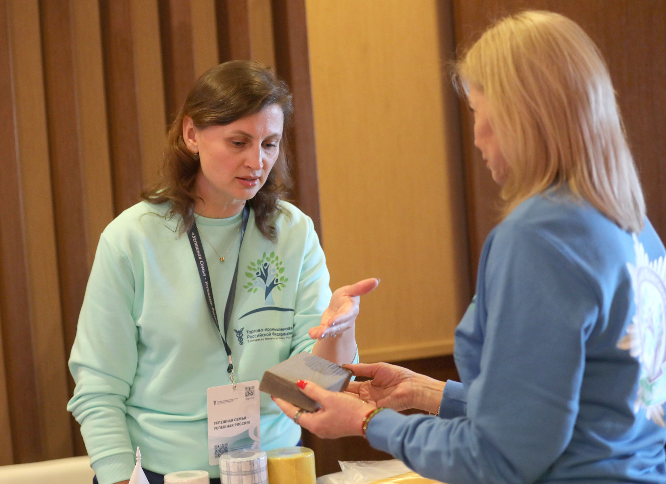 Ярославна построила «мост любви» от Ярославля до Камчатки