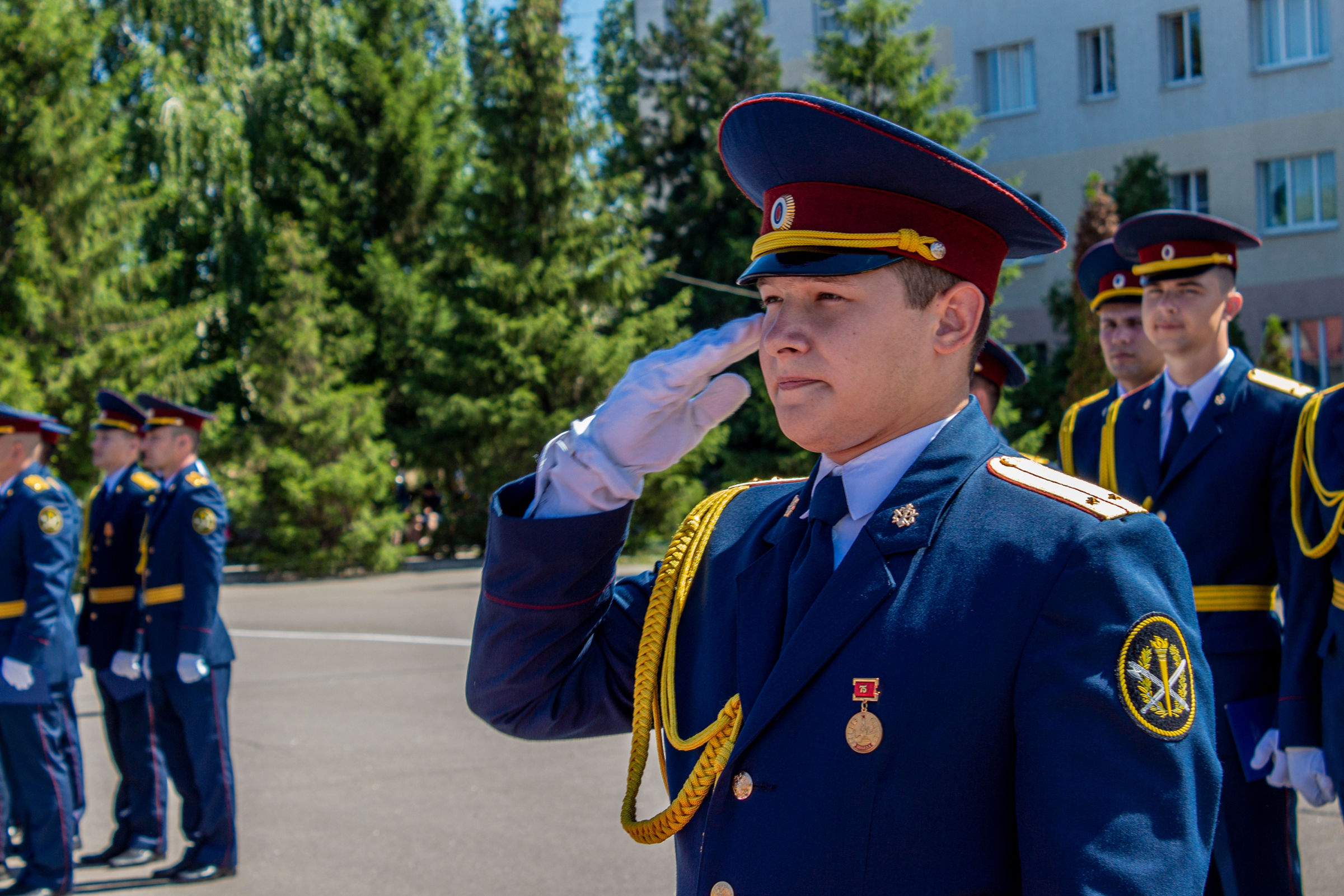 «Мы всегда в тени, но без нас система рухнет»: начальника отделения ЦИТОВ УФСИН региона рассказал о службе