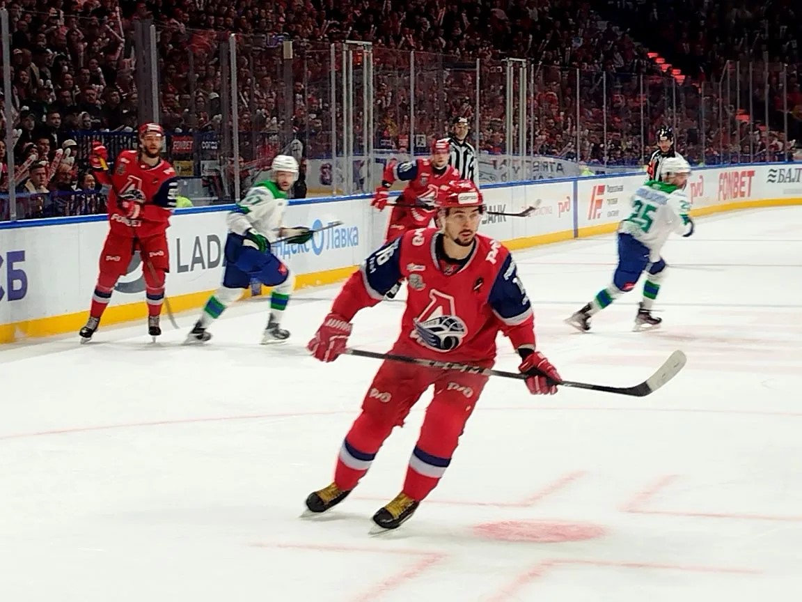 «Локомотив» вышел в полуфинал Кубка Гагарина