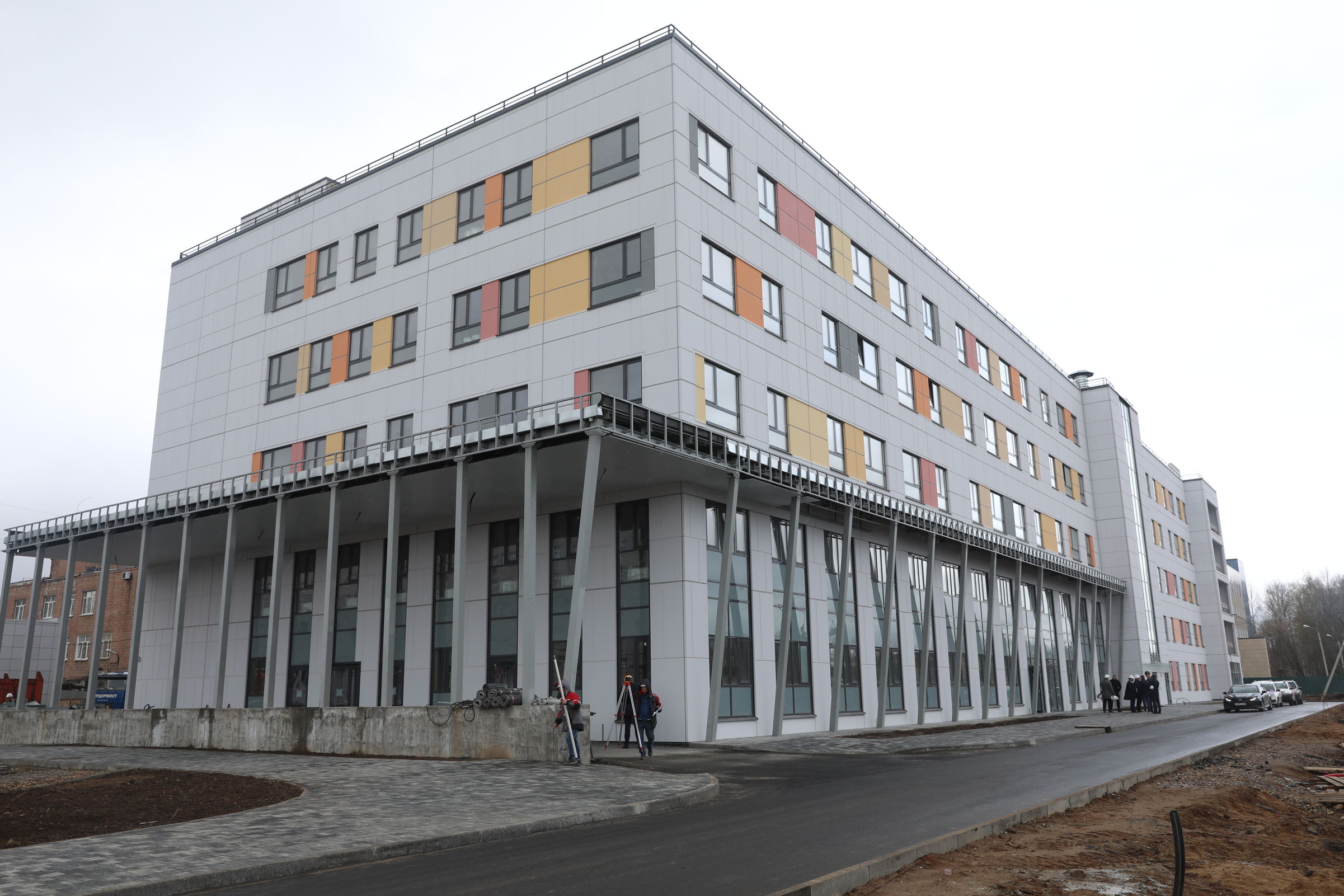 В поликлинике на улице Гоголя в Ярославле ведутся внутренние работы