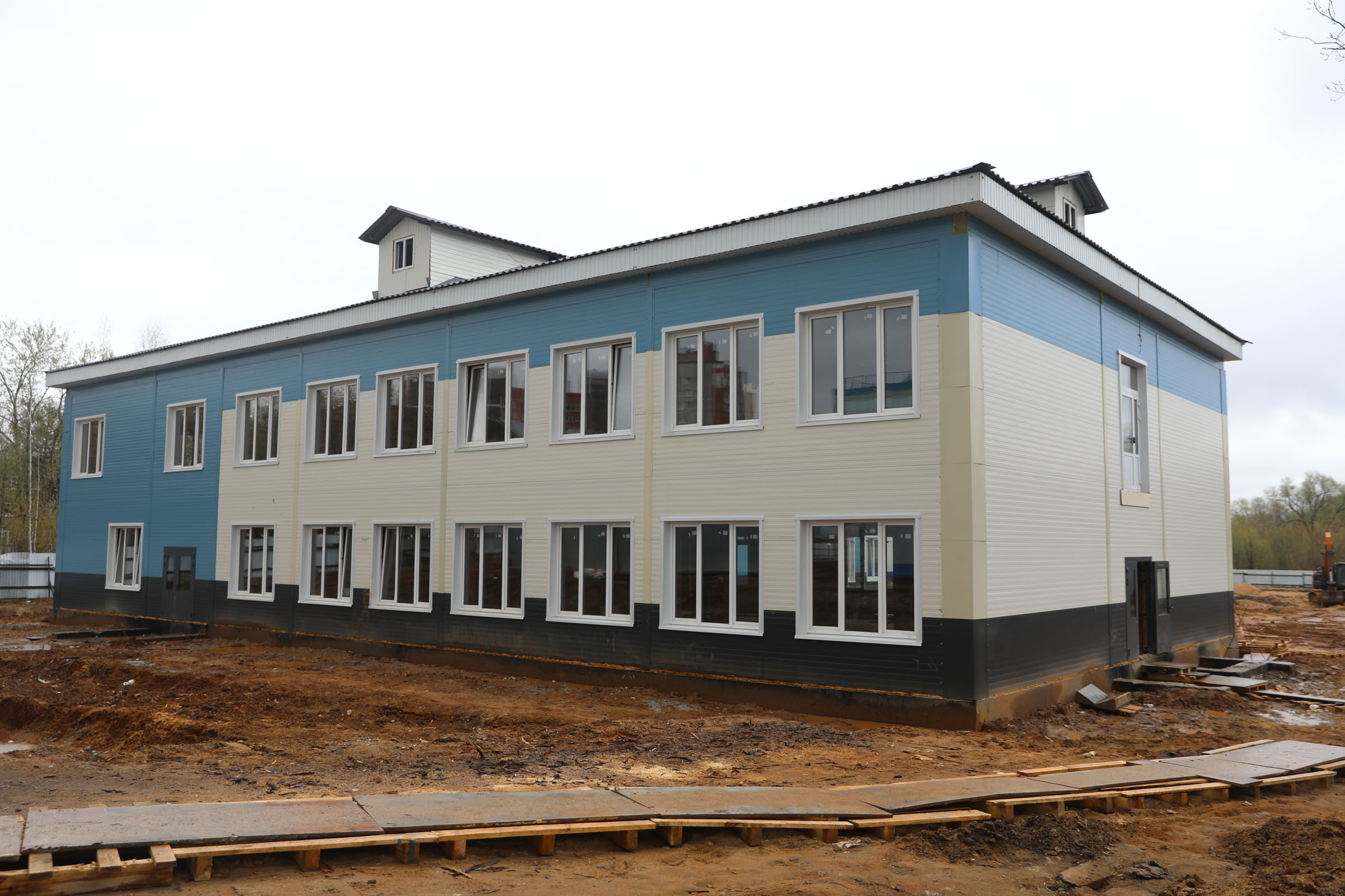 В поликлинике на улице Гоголя в Ярославле ведутся внутренние работы