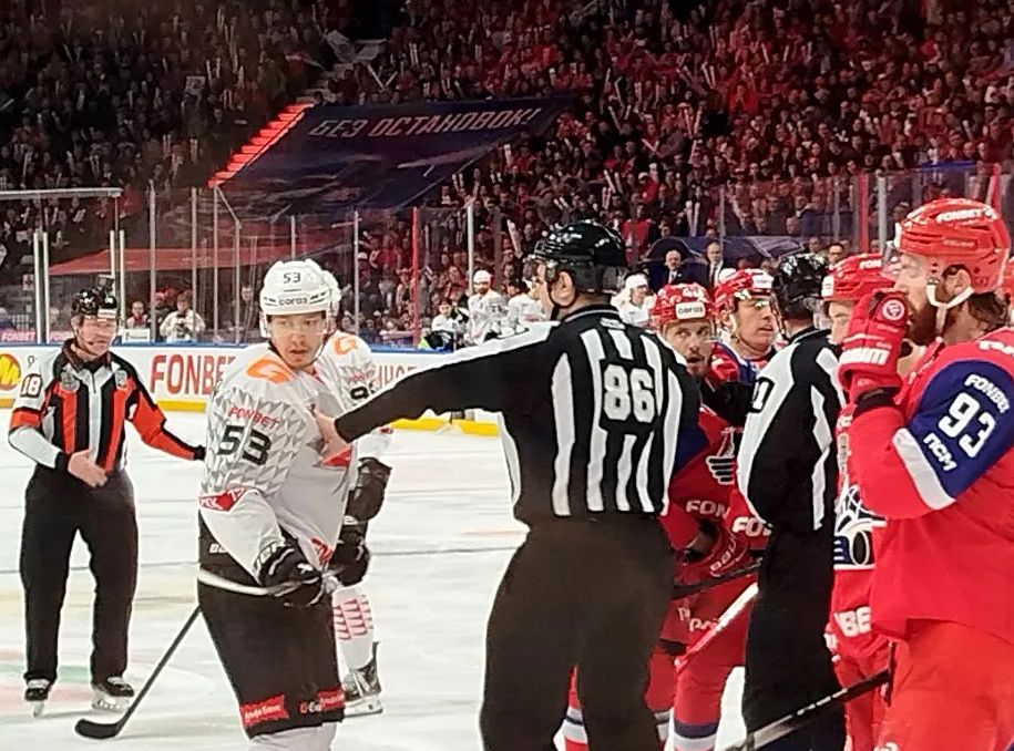 КХЛ оштрафовала игроков «Авангарда» и «Локомотива» по итогам массовой драки в Ярославле