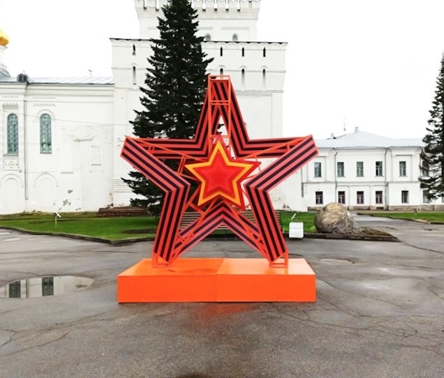 Ярославль начали украшать ко Дню Победы