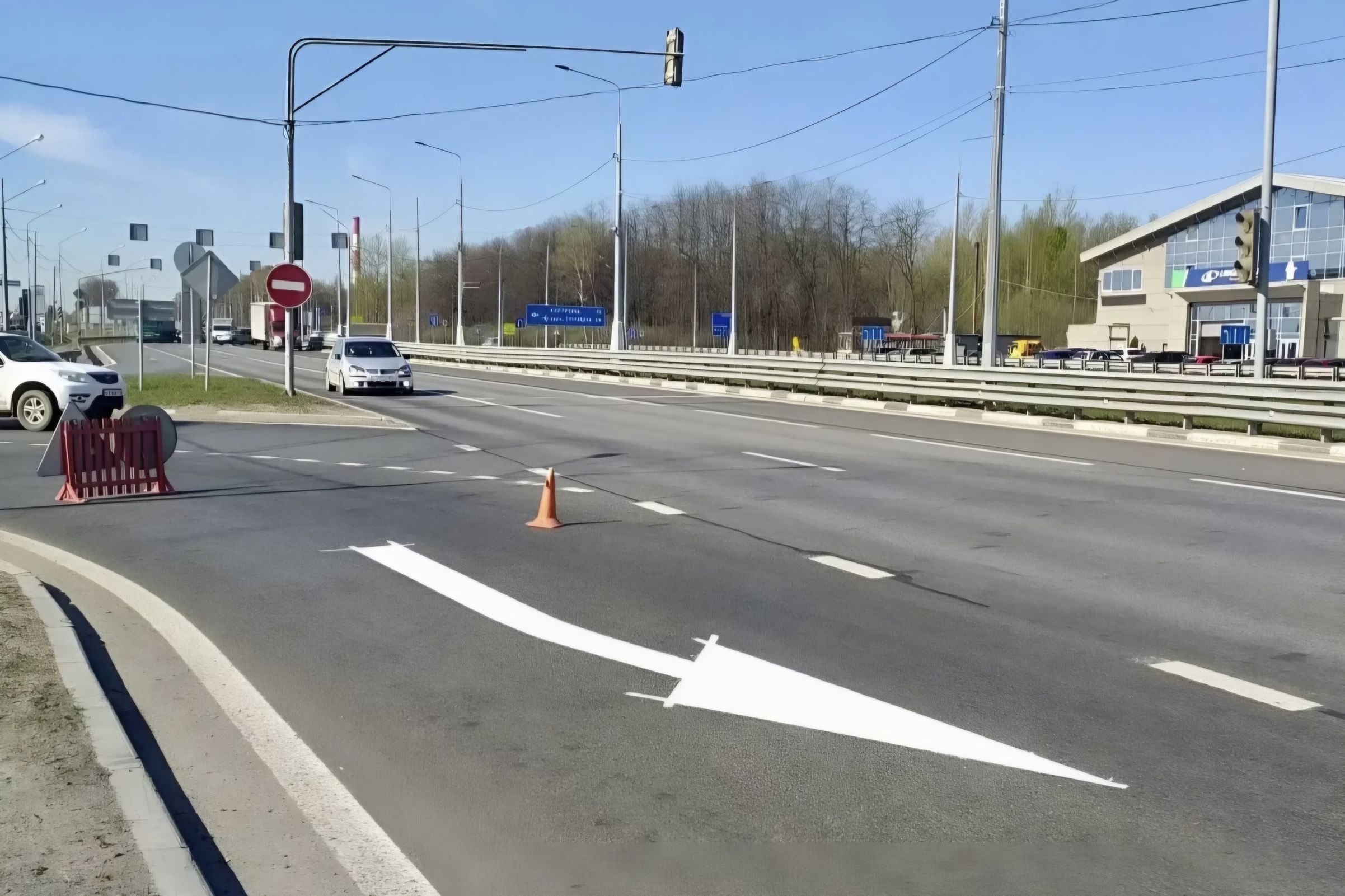 ​В Ярославской области началось обновление дорожной разметки