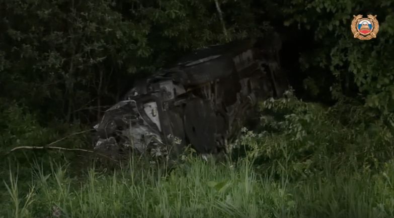 Четыре автомобиля и автобус: в результате массового ДТП в Ярославле пострадал молодой человек