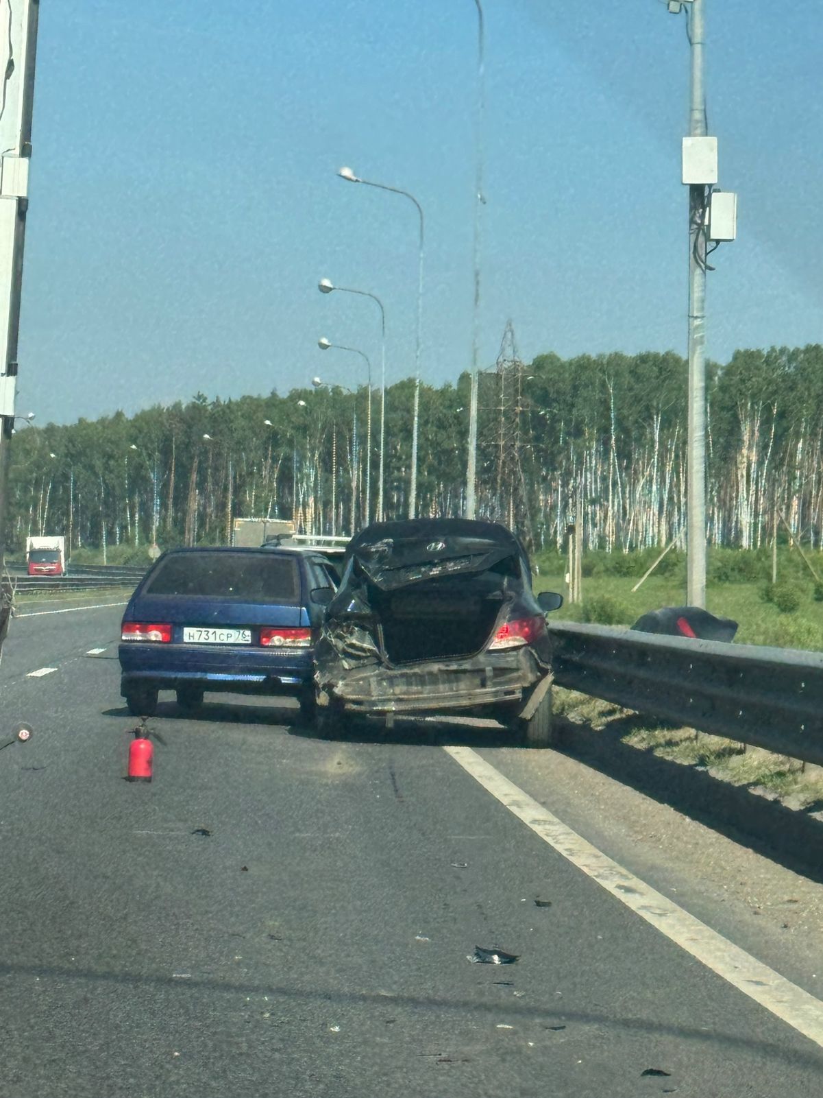 В районе Юбилейного моста в Ярославле растянулась пробка из-за ДТП