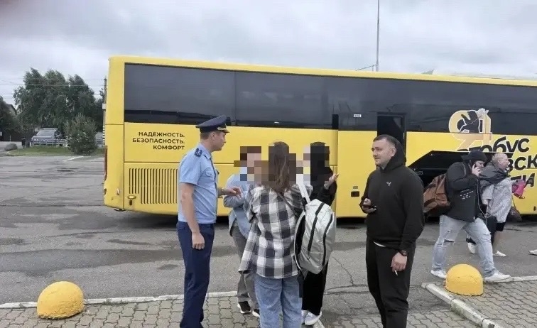 Ярославский аэропорт принял четыре самолёта из-за ограничений на полеты в Москве