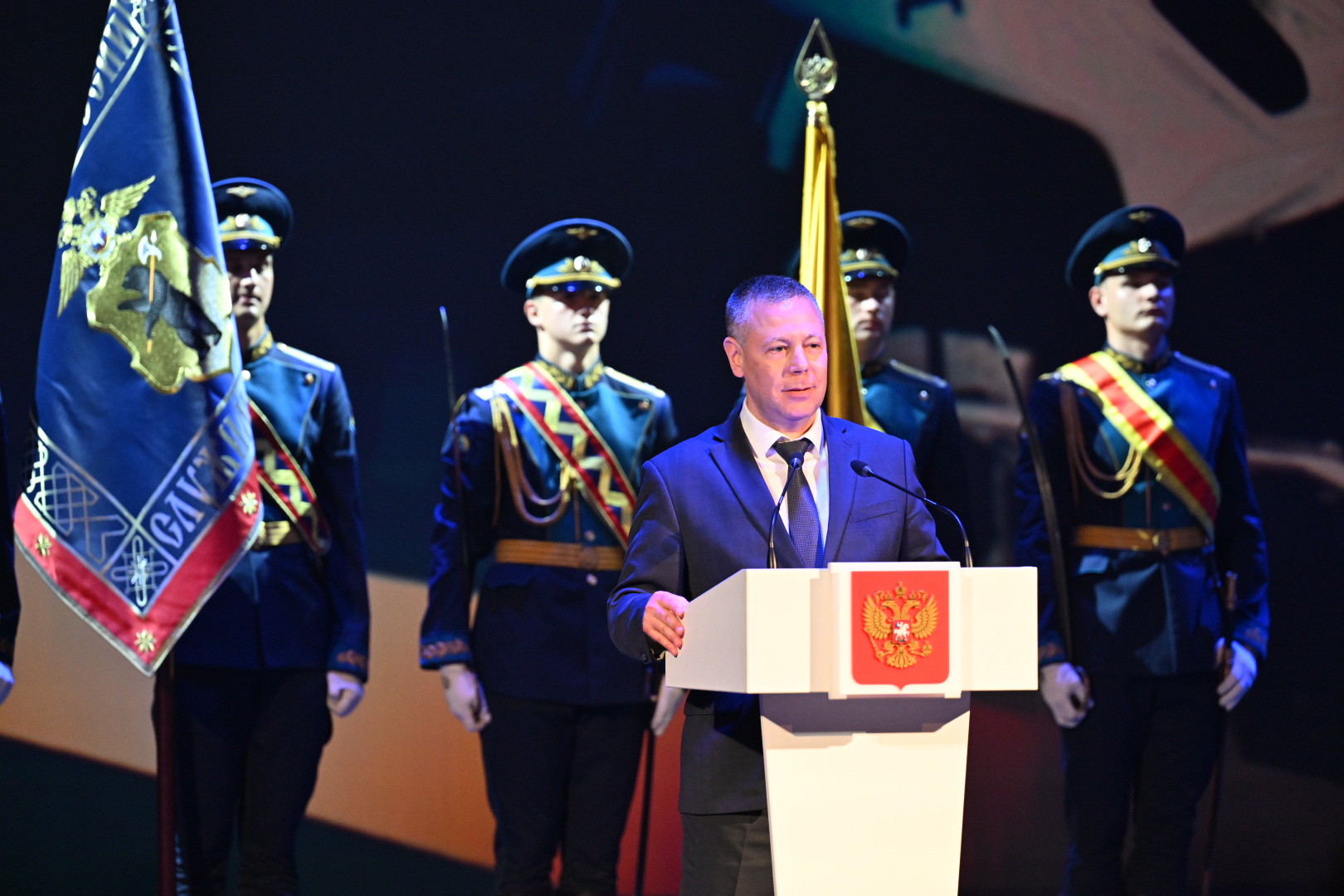 ​Михаил Евраев поздравил сотрудников и ветеранов Госавтоинспекции с профессиональным праздником
