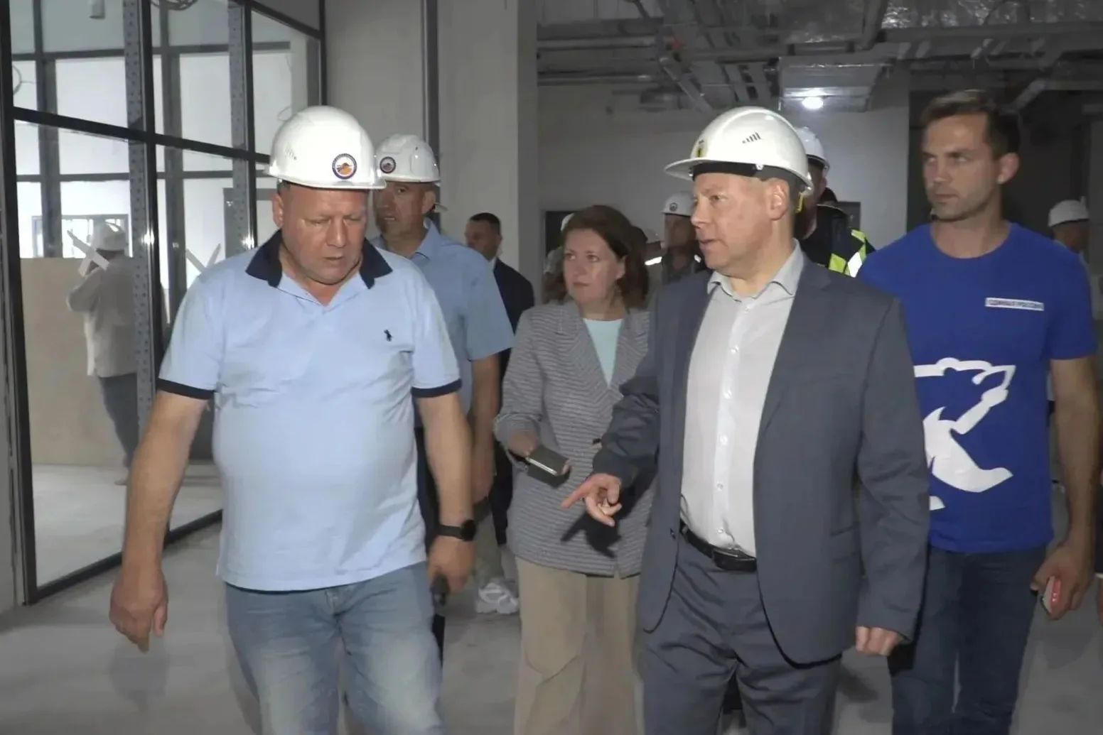 Михаил Евраев проинспектировал строительство нового корпуса детской больницы в Ярославле
