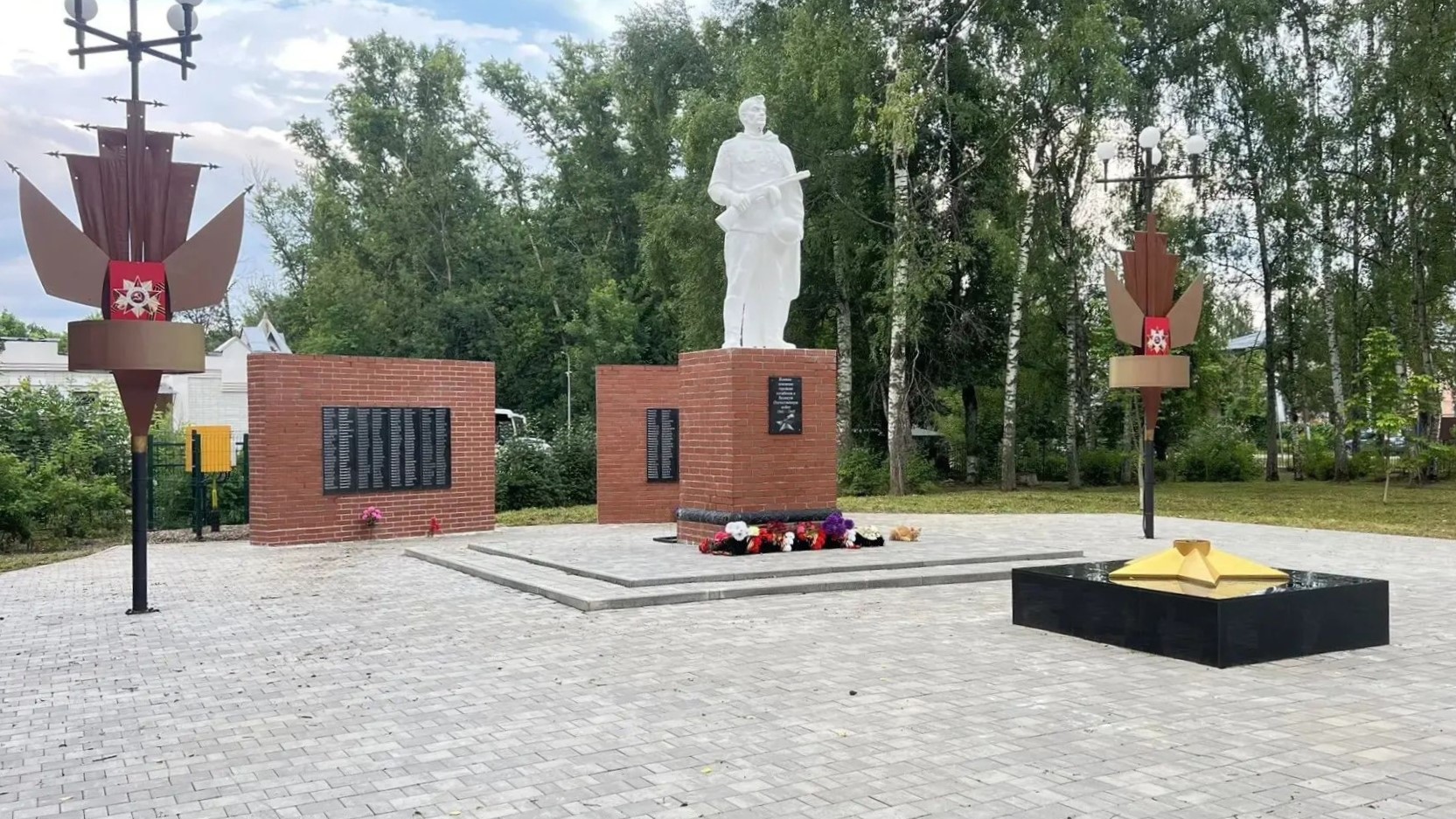 В Ярославской области продолжают восстанавливать воинские захоронения и мемориалы