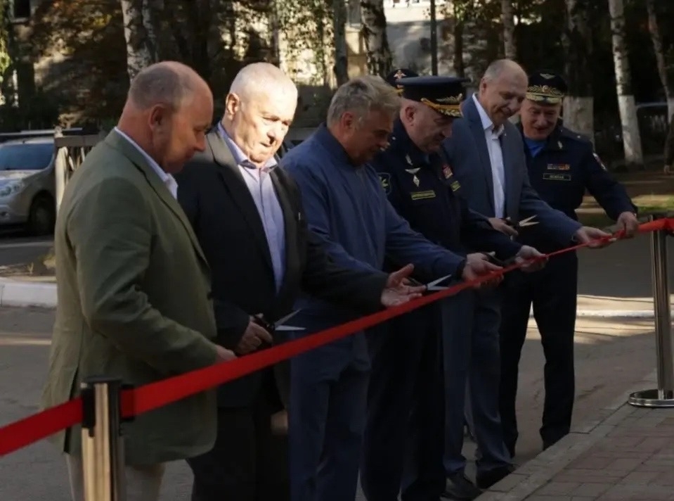 В Ярославле установили памятник зенитному комплексу «Панцирь-С»