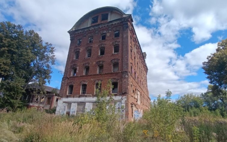 В Ярославле продают историческую шестиэтажную мельницу