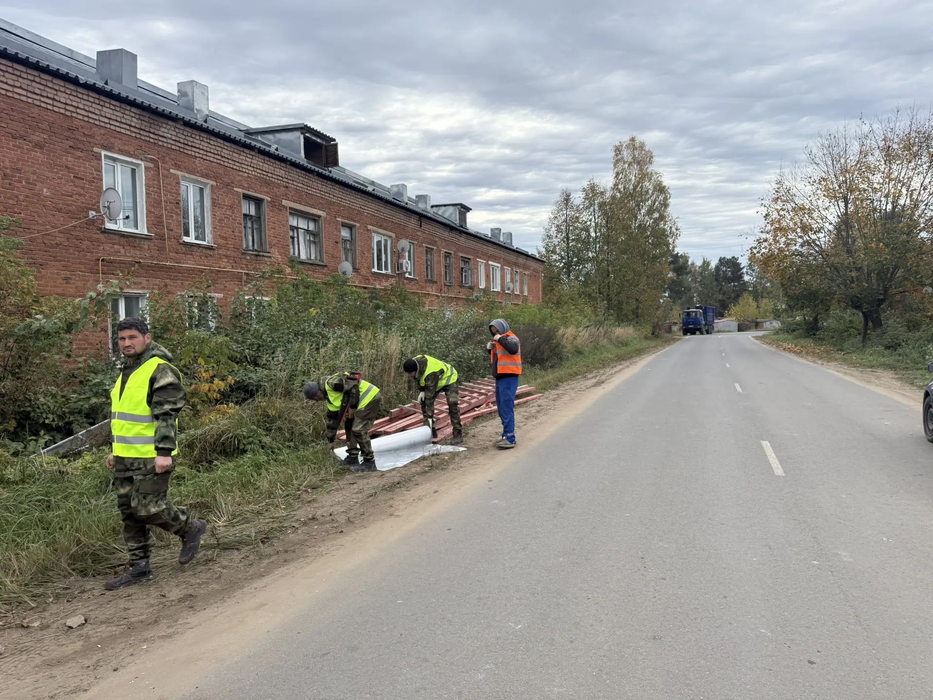 В Кубринске завершается первый этап восстановительных работ после пожара на производстве пиротехники