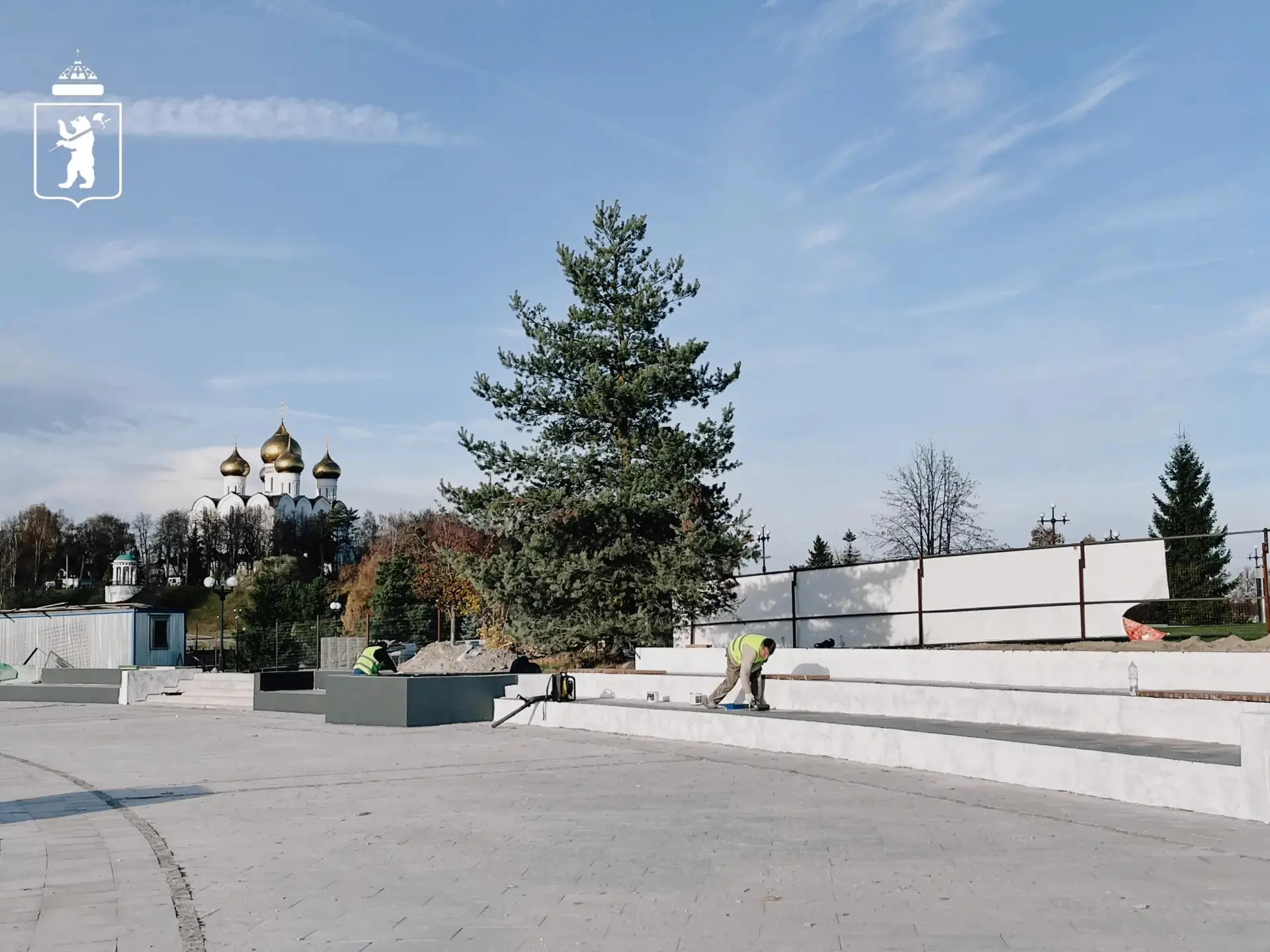 На Стрелке в Ярославле завершают создание амфитеатра