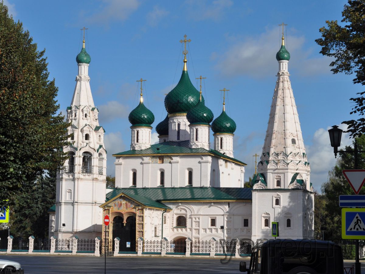 Церковь Ильи пророка в Ярославле вид сверху