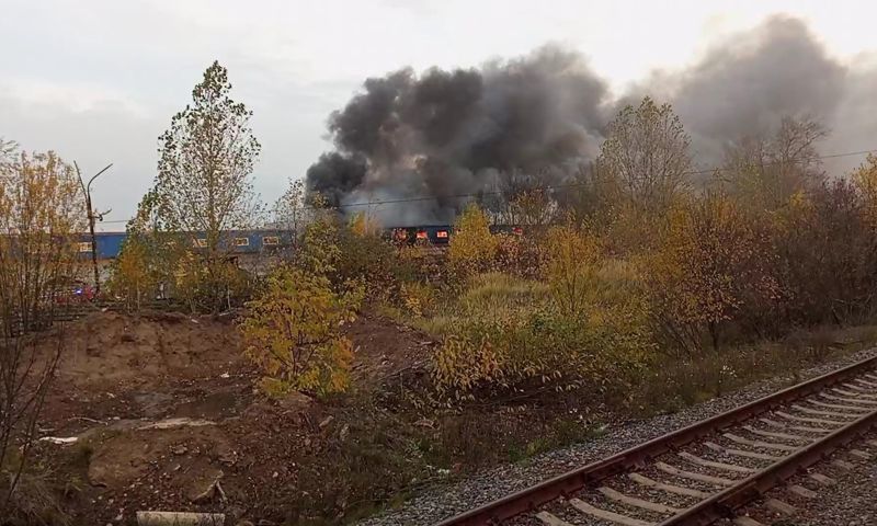 Пожар в промзоне Ярославля более сотни спасателей тушили около восьми часов