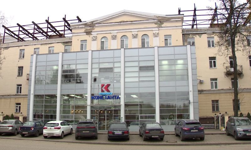 Суд в Ярославле отказал в иске о сносе надстройки на крыше дома на улице Победы